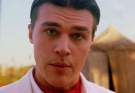 finn wittrock image